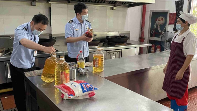 成都食品代工：揭秘其优势与潜在风险