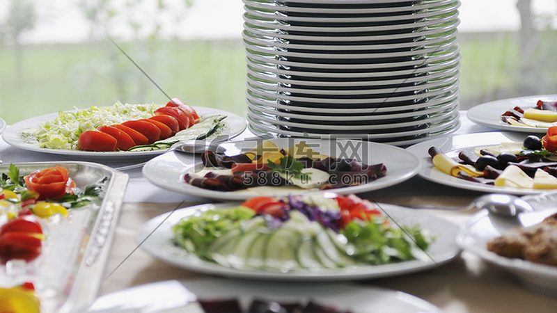 食品代加工与OEM：深度解析二者的优缺点**
