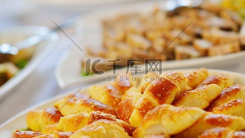 火锅底料批发商开门时间藏着哪些门道